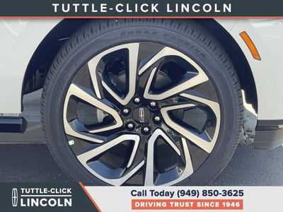 2027 Lincoln Navigator L Black Label