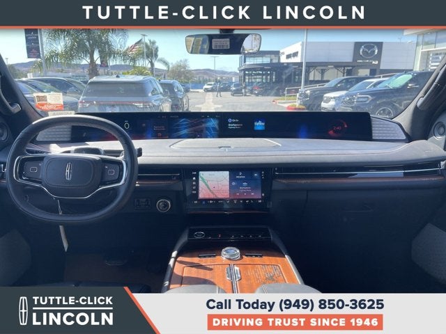 2027 Lincoln Navigator L Black Label