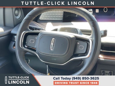 2027 Lincoln Navigator L Black Label