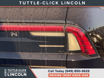 2027 Lincoln Navigator L Black Label