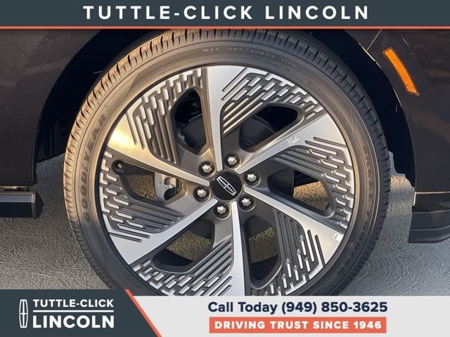 2027 Lincoln Navigator L Black Label