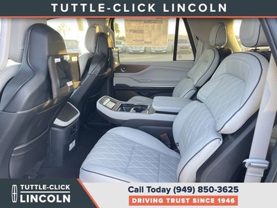2027 Lincoln Navigator L Black Label