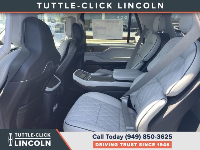 2026 Lincoln Navigator L Black Label