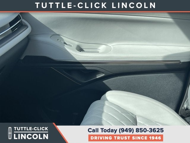 2026 Lincoln Navigator L Black Label