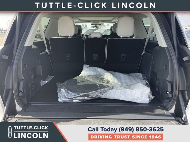 2026 Lincoln Navigator L Black Label
