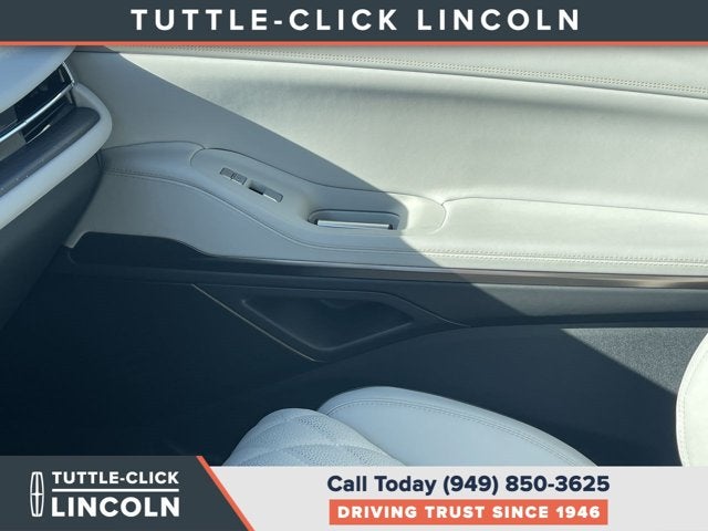 2026 Lincoln Navigator L Black Label
