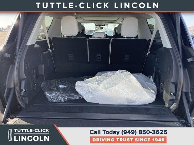 2026 Lincoln Navigator L Black Label