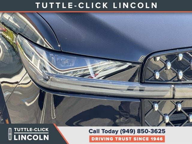 2027 Lincoln Navigator L Black Label