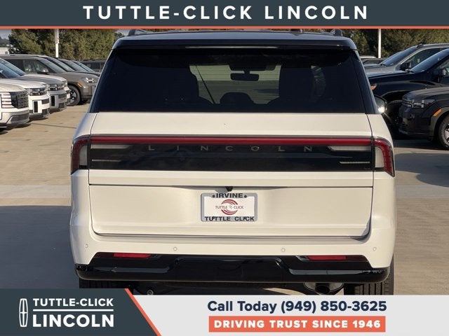 2027 Lincoln Navigator L Black Label