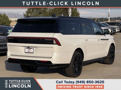 2027 Lincoln Navigator L Black Label