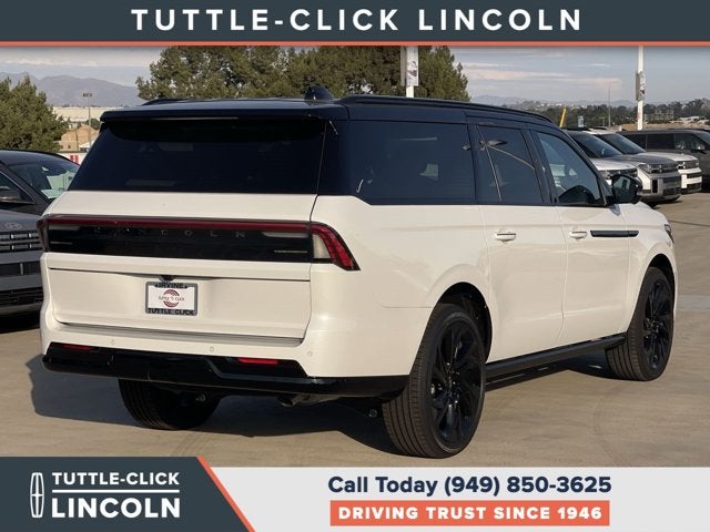 2027 Lincoln Navigator L Black Label