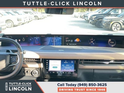 2027 Lincoln Navigator L Black Label