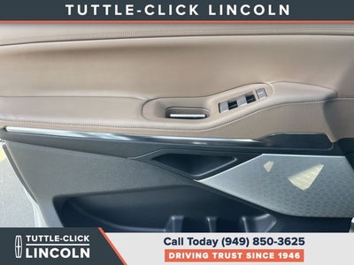 2027 Lincoln Navigator L Black Label