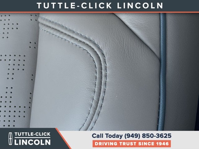 2027 Lincoln Navigator L Black Label