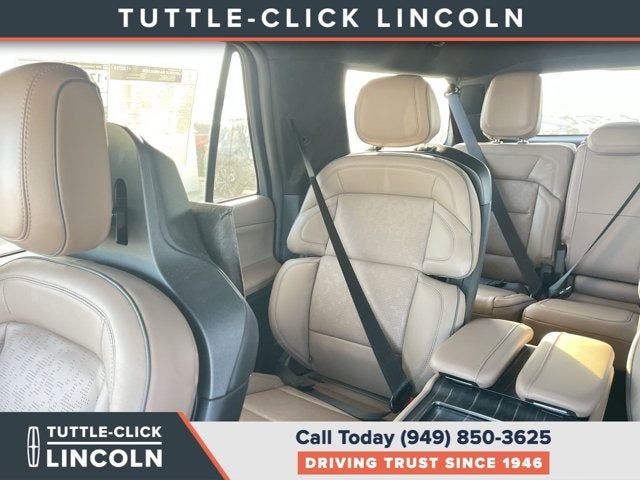 2027 Lincoln Navigator L Black Label