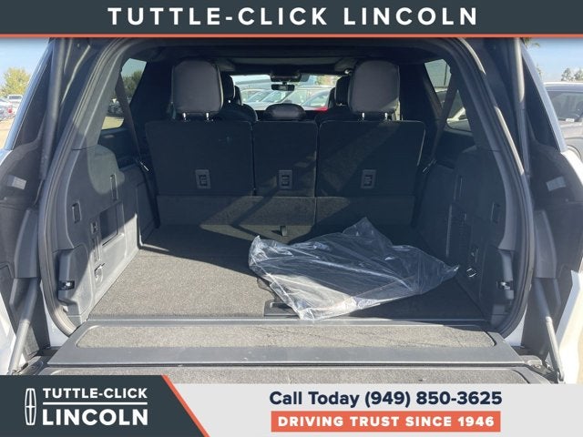 2026 Lincoln Navigator L Black Label