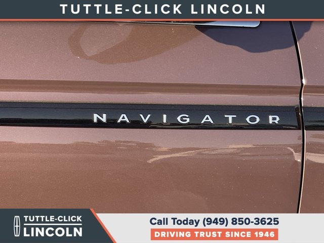 2027 Lincoln Navigator L Black Label