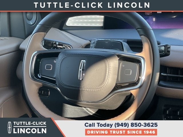 2027 Lincoln Navigator L Black Label