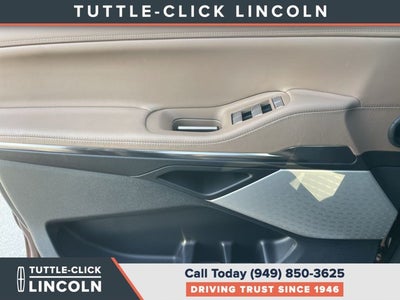 2027 Lincoln Navigator L Black Label