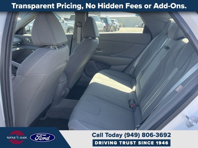 2025 Hyundai Elantra SEL Convenience