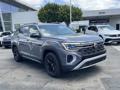 2026 Volkswagen Atlas 2.0T Peak Edition