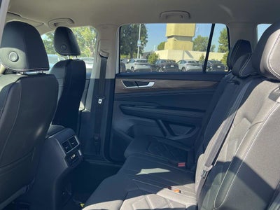 2026 Volkswagen Atlas 2.0T SE