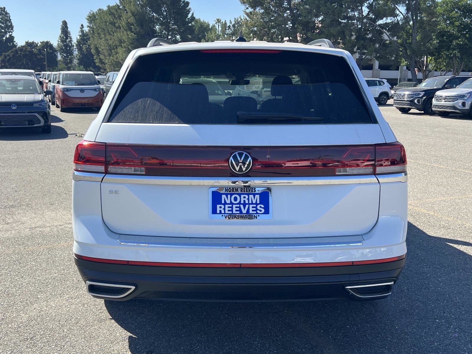 2026 Volkswagen Atlas 2.0T SE