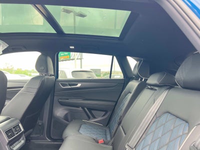 2025 Volkswagen Atlas Cross Sport 2.0T SEL Premium R-Line