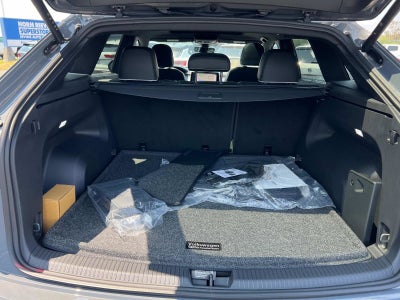 2025 Volkswagen Atlas Cross Sport 2.0T SEL Premium R-Line