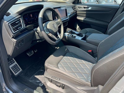 2025 Volkswagen Atlas Cross Sport 2.0T SEL Premium R-Line