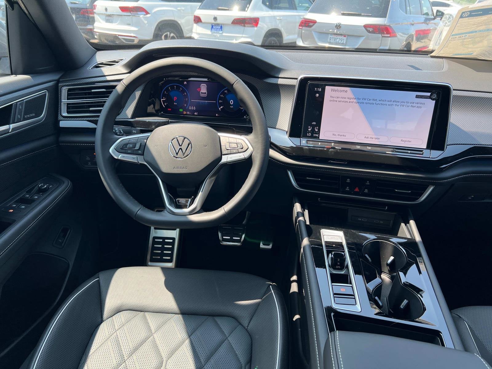 2025 Volkswagen Atlas Cross Sport 2.0T SEL Premium R-Line