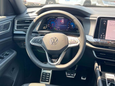 2025 Volkswagen Atlas Cross Sport 2.0T SEL Premium R-Line