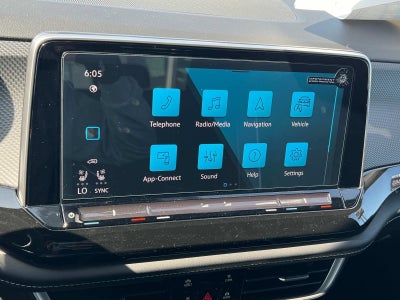 2025 Volkswagen Atlas Cross Sport 2.0T SEL Premium R-Line