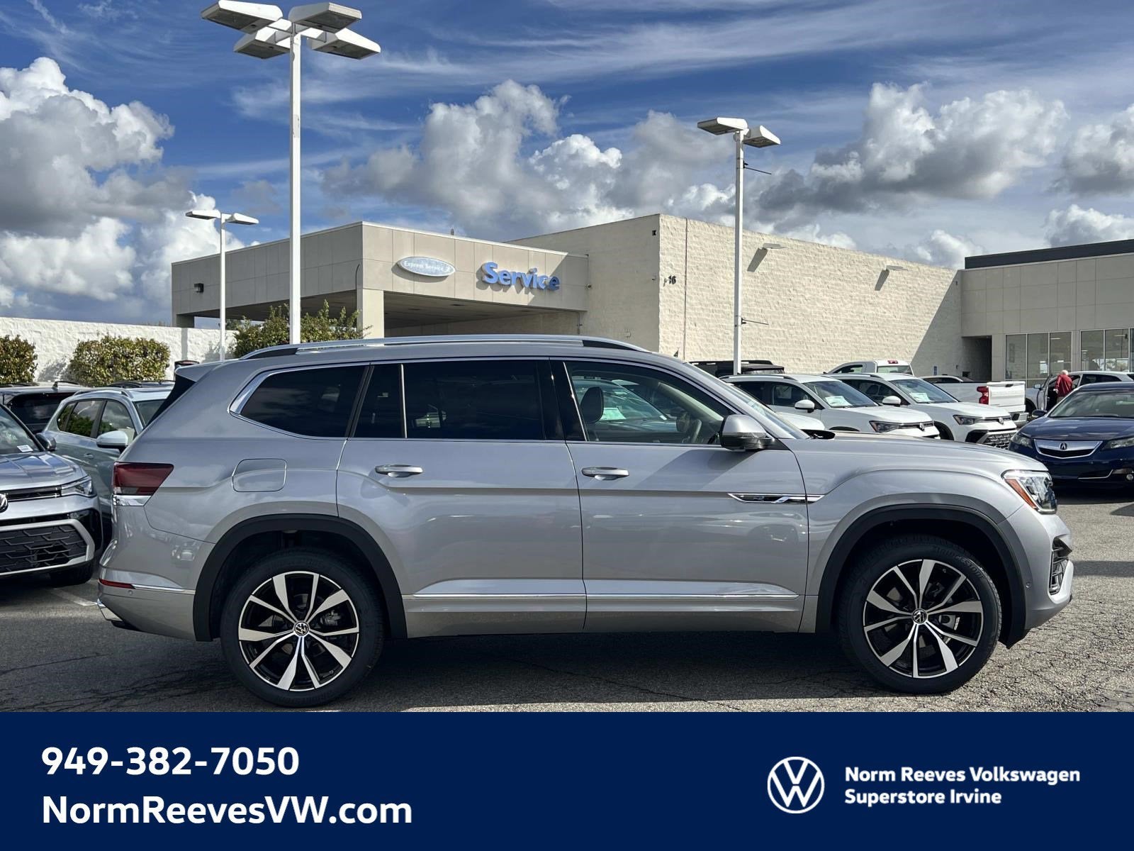 2026 Volkswagen Atlas 2.0T SEL Premium R-Line