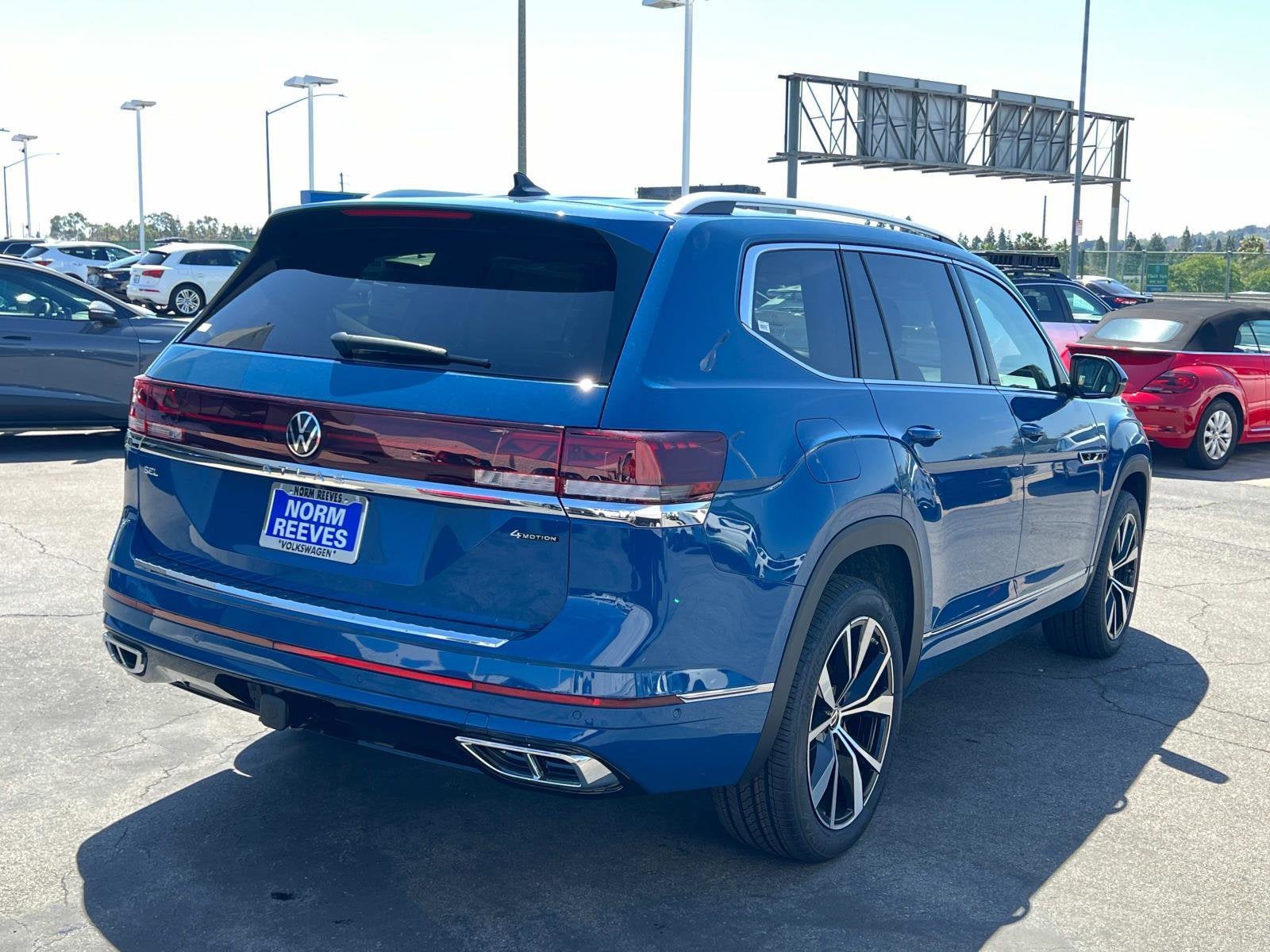 2025 Volkswagen Atlas 2.0T SEL Premium R-Line