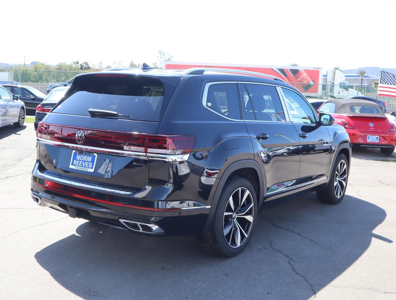 2025 Volkswagen Atlas 2.0T SEL Premium R-Line