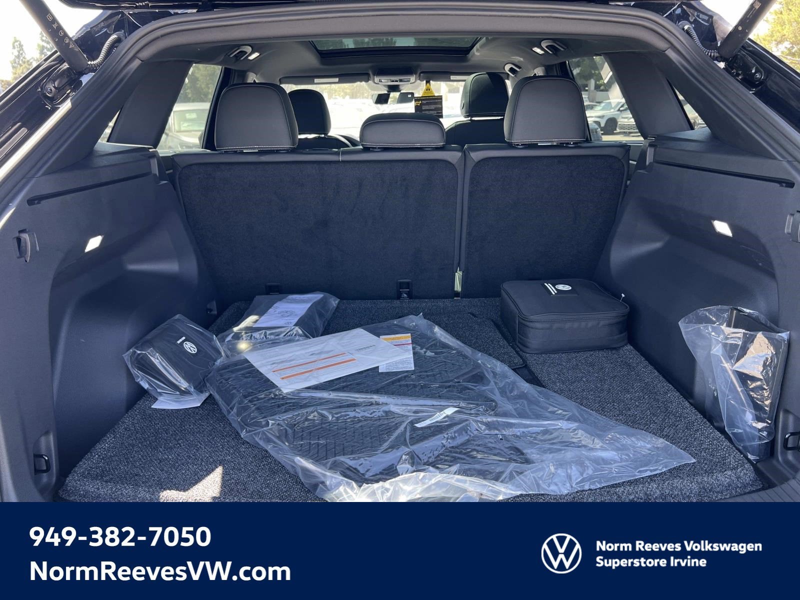 2026 Volkswagen Atlas Cross Sport 2.0T SE w/Technology