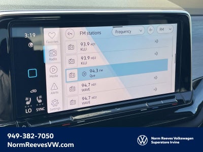 2026 Volkswagen Atlas Cross Sport 2.0T SE w/Technology