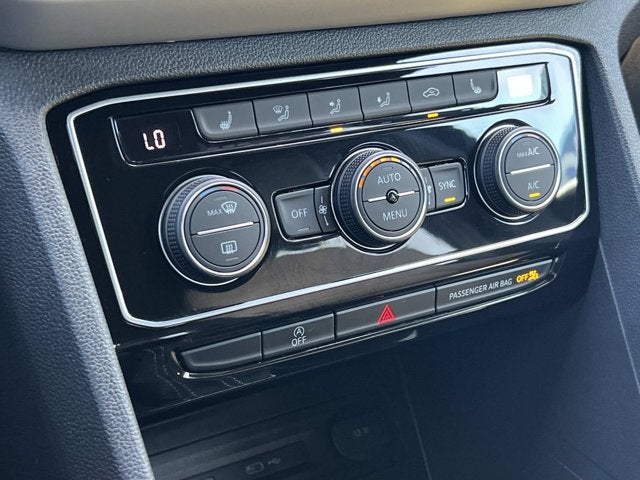 2023 Volkswagen Atlas Cross Sport 2.0T SE w/Technology