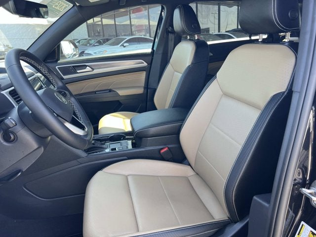2023 Volkswagen Atlas Cross Sport 2.0T SE w/Technology