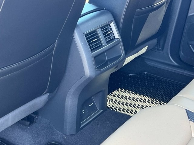 2023 Volkswagen Atlas Cross Sport 2.0T SE w/Technology