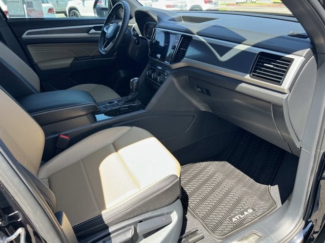 2023 Volkswagen Atlas Cross Sport 2.0T SE w/Technology