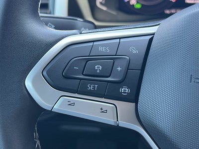 2023 Volkswagen Atlas Cross Sport 2.0T SE w/Technology