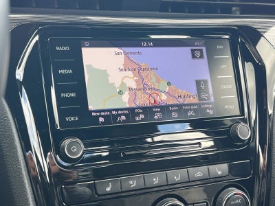 2022 Volkswagen Passat 2.0T R-Line