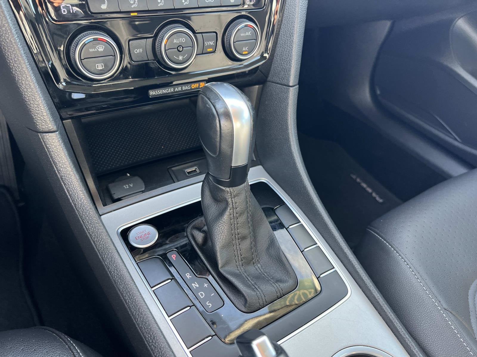 2022 Volkswagen Passat 2.0T SE