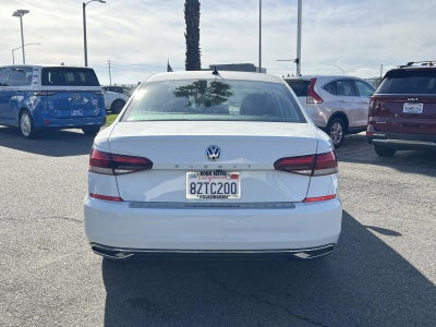 2022 Volkswagen Passat 2.0T SE