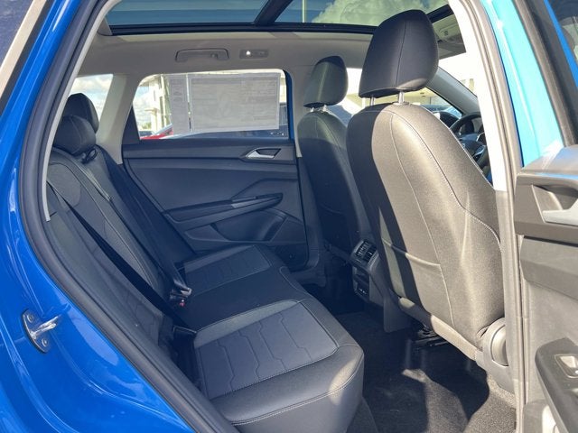 2026 Volkswagen Taos SE Black