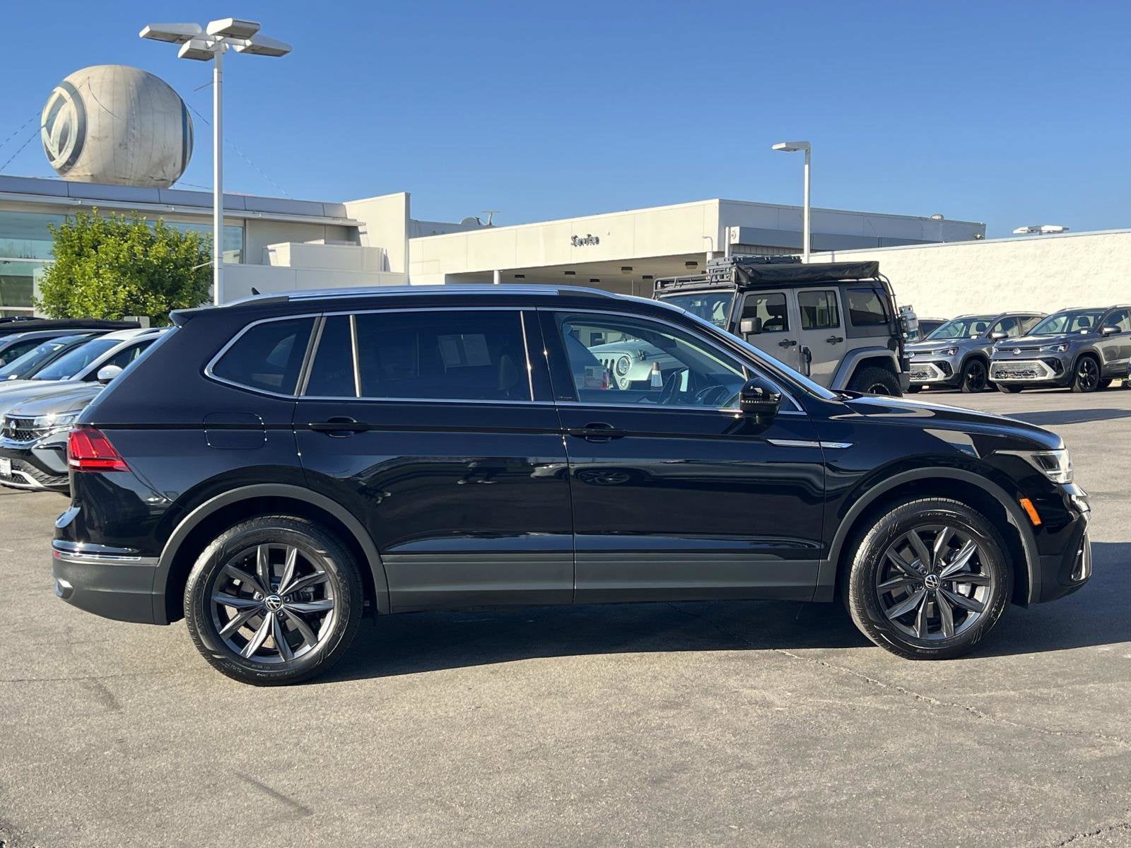 2023 Volkswagen Tiguan SE