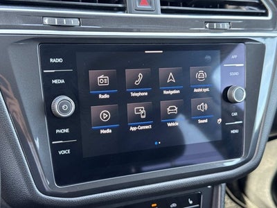 2023 Volkswagen Tiguan SE