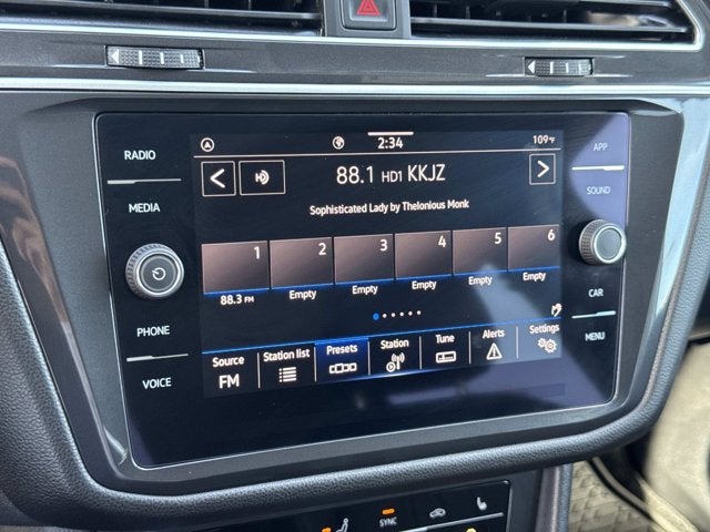 2023 Volkswagen Tiguan SE